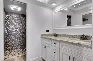 4634 SW Santa Barbara Pl, Cape Coral, FL 33914 - Photo 13