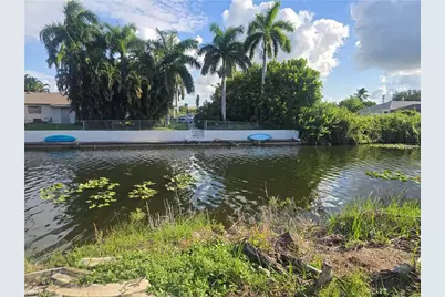 2205 SE 2nd Ter, Cape Coral, FL 33990 - Photo 3
