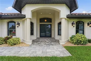 3221 SE 10th Ave, Cape Coral, FL 33904 - Photo 5