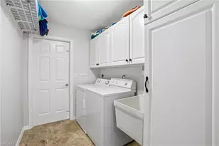 3221 SE 10th Ave, Cape Coral, FL 33904 - Photo 31