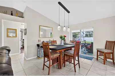 3118 SE 8th Pl, Cape Coral, FL 33904 - Photo 5
