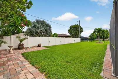 3118 SE 8th Pl, Cape Coral, FL 33904 - Photo 23