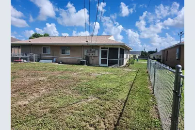 112 SE 12th Ter, Cape Coral, FL 33990 - Photo 13