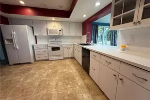 4339 S Bay Cir, North Fort Myers, FL 33903 - Photo 5