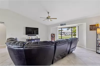 226 SW 44th Ter, Cape Coral, FL 33914 - Photo 7
