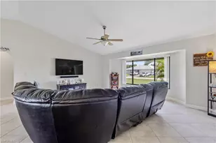 226 SW 44th Terrace, Cape Coral, FL 33914 - Photo 7