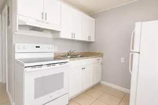 3240 Dora St, Fort Myers, FL 33916 - Photo 5