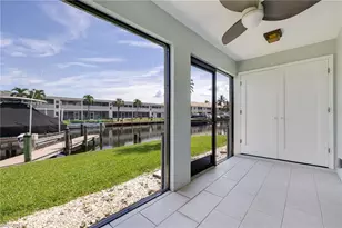 5111 Manor Ct, Cape Coral, FL 33904 - Photo 7