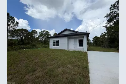 1092 Norton Ave S, Lehigh Acres, FL 33974 - Photo 9
