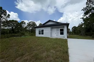 1092 Norton Ave S, Lehigh Acres, FL 33974 - Photo 9
