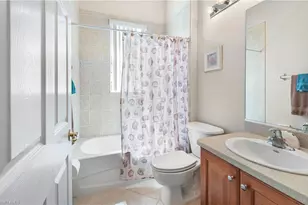 12301 Jewel Stone Ln, Fort Myers, FL 33913 - Photo 9