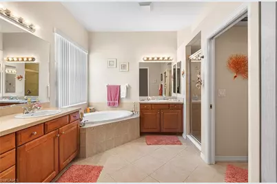 12301 Jewel Stone Ln, Fort Myers, FL 33913 - Photo 7