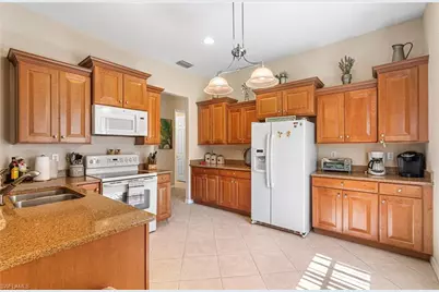 12301 Jewel Stone Ln, Fort Myers, FL 33913 - Photo 3