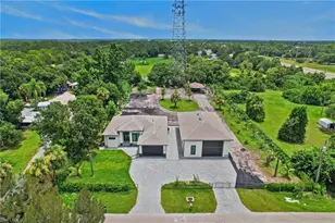 7961 Bartholomew Dr, North Fort Myers, FL 33917 - Photo 3
