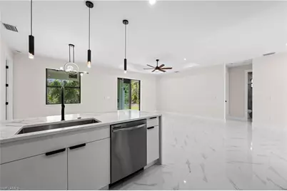 2102 E 13th St, Lehigh Acres, FL 33972 - Photo 11