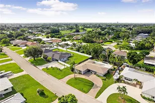 1446 Cumberland Ct, Fort Myers, FL 33919 - Photo 3