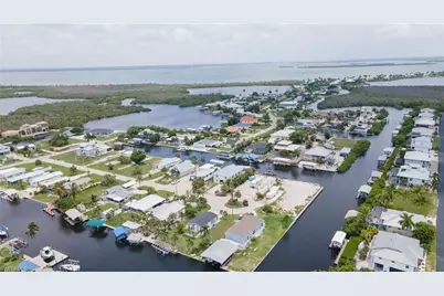 2692 N Ibis Ct, Saint James City, FL 33956 - Photo 7