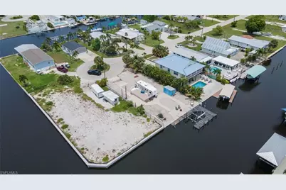 2692 N Ibis Ct, Saint James City, FL 33956 - Photo 3