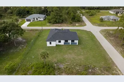 466 Laconic Ave, Lehigh Acres, FL 33974 - Photo 23