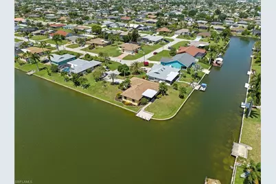 219 SE 19th Ct, Cape Coral, FL 33990 - Photo 39