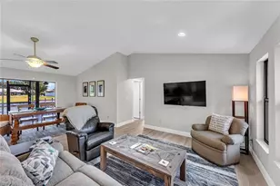 219 SE 19th Ct, Cape Coral, FL 33990 - Photo 21