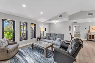 219 SE 19th Ct, Cape Coral, FL 33990 - Photo 23