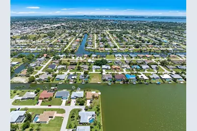 219 SE 19th Ct, Cape Coral, FL 33990 - Photo 49