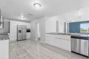 4431 SE 19th Ave, Cape Coral, FL 33904 - Photo 9