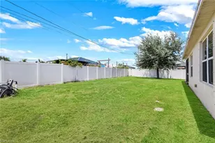 511 NW 26th St, Cape Coral, FL 33993 - Photo 25