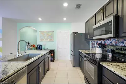 511 NW 26th St, Cape Coral, FL 33993 - Photo 15