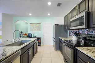 511 NW 26th St, Cape Coral, FL 33993 - Photo 15