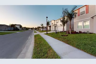 19798 Lavender Field Ct, Lehigh Acres, FL 33974 - Photo 37