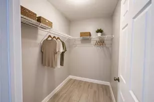 715 SE 24th Ave, Cape Coral, FL 33990 - Photo 11