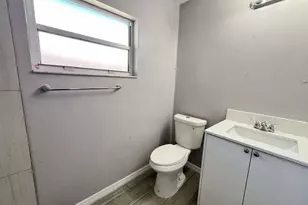 715 SE 24th Ave, Cape Coral, FL 33990 - Photo 23