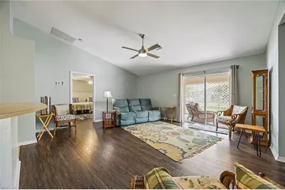 923 NE 9th Ter, Cape Coral, FL 33909 - Photo 5