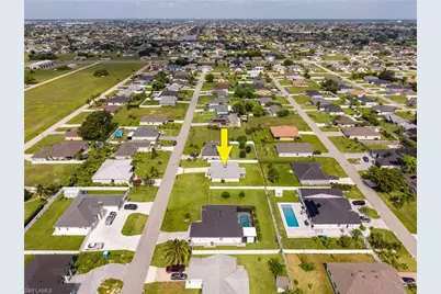 923 NE 9th Ter, Cape Coral, FL 33909 - Photo 27