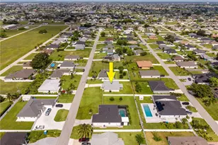 923 NE 9th Terrace, Cape Coral, FL 33909 - Photo 27