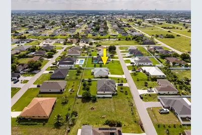 923 NE 9th Ter, Cape Coral, FL 33909 - Photo 29