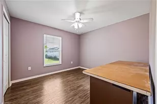 923 NE 9th Terrace, Cape Coral, FL 33909 - Photo 17