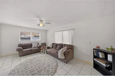 1306 SE 40th Ter, Cape Coral, FL 33904 - Photo 5