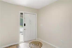 524 SE 8th Pl, Cape Coral, FL 33990 - Photo 11