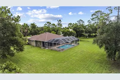 11704 Bentwood Ct, North Fort Myers, FL 33917 - Photo 35