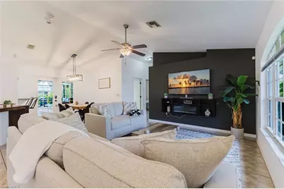 1205 SE 12th Ln, Cape Coral, FL 33990 - Photo 3