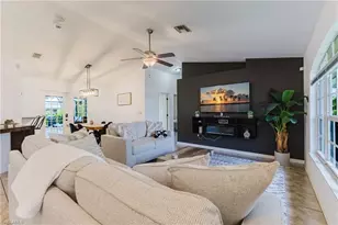 1205 SE 12th Ln, Cape Coral, FL 33990 - Photo 3