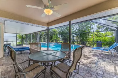 1205 SE 12th Ln, Cape Coral, FL 33990 - Photo 27
