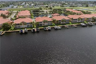 198 Shadroe Cove Cir, Cape Coral, FL 33991 - Photo 3