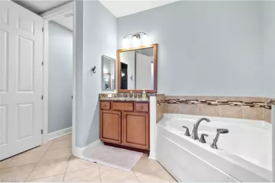 198 Shadroe Cove Cir #502, Cape Coral, FL 33991 - Photo 25