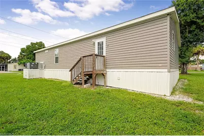 2471 Brownell Ct, North Fort Myers, FL 33917 - Photo 29