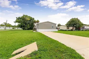 2471 Brownell Ct, North Fort Myers, FL 33917 - Photo 31