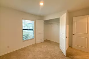 3010 NE 6th Pl, Cape Coral, FL 33909 - Photo 11